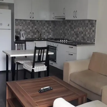 Ardem 5 Luxury 1+1 * Кирения